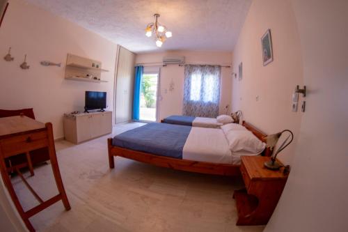  Jenny´s House-200m from the beach in Kokkíni Khánion