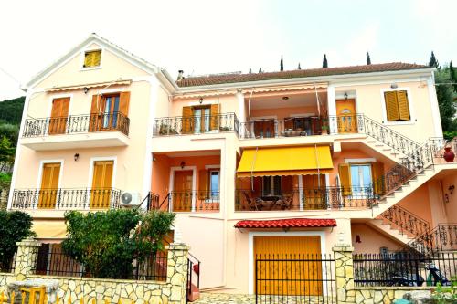  Korona Apartments in Vathy