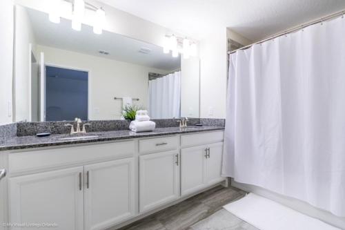 Georgous 5 Bdm Villa in Gated Community villa - image 8