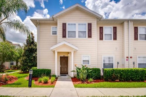 Intimate & Upscale - 4 Bdm Townhome townhouse - main image
