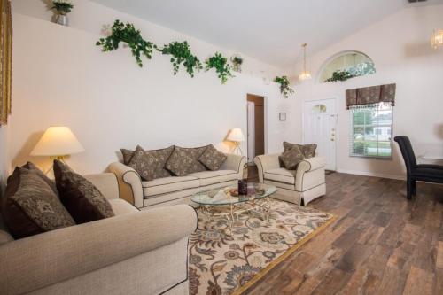 Rafael's Highlands Reserve Villa home - image 2