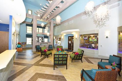 Cosmpolitian Chic 6 Bdm Villa with Pool Spa villa - image 2