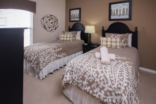 Ken's West Haven Villa home - image 7