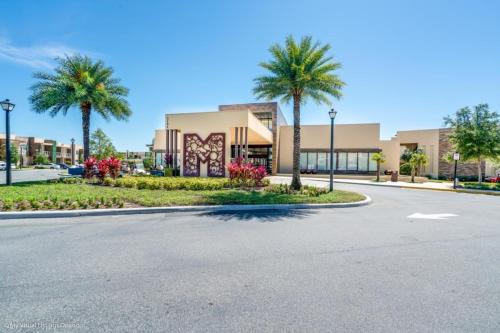 Magic Village Resort Property 2 Mins To Disney townhouse - image 3