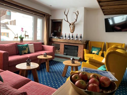 Bar/lounge, Hotel Bunda Davos in Davos