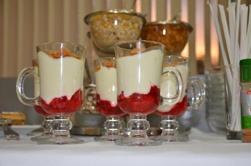 Hotel Zeder Garni - main image