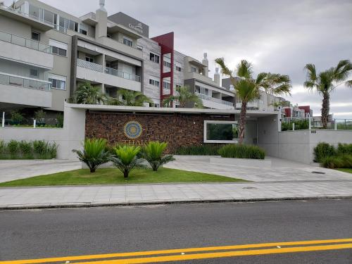 Apartamento em frente a praia do Campeche