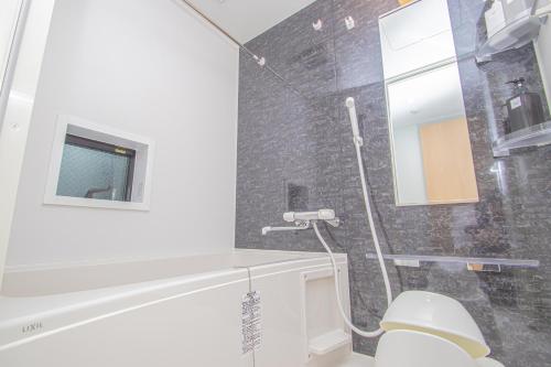 LA CHIC Stay Hakata - image 4