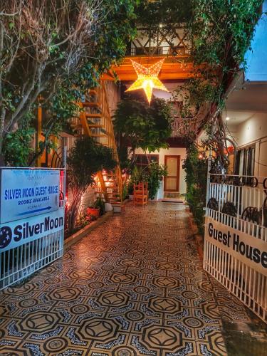 Silver Moon Guest House, Mahabalipuram