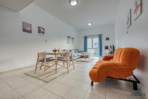 Community Vibe Living with Wellness Access Close to Metro, Mediterranean, Discovery Gardens by Deluxe Holiday Homes, Dubai (foto 4)