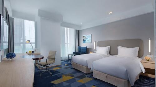 Holiday Inn Express - Qingdao West Coast, an IHG Hotel