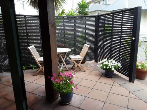 Facilities, Cave Rock Guest House in Sumner