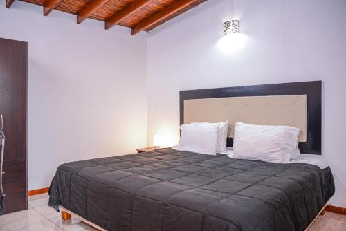 Apartment image 6