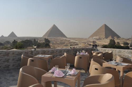 TuT Pyramids View - Giza