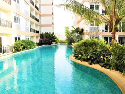Park Lane Pattaya with large lagoon swimming pool - image 3