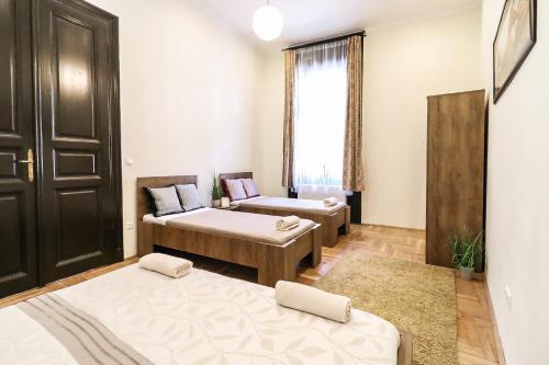 Real Apartments Klauzál - image 13