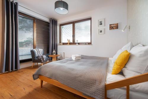 Three-Bedroom Apartment image 9