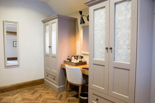 The Legh Arms Prestbury - image 5