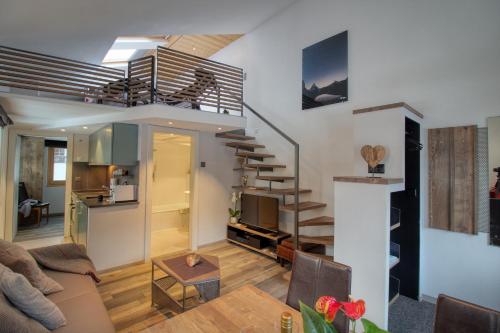 Duplex Apartment (4 Adults)