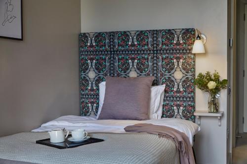 1 twin bed