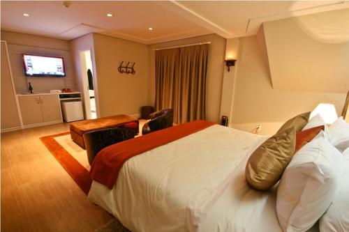 Master Double Room image 2