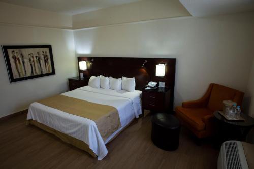 Best Western Centro Monterrey - Tap to explore photos