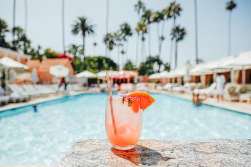 235270920 The Beverly Hills Hotel - Dorchester Collection