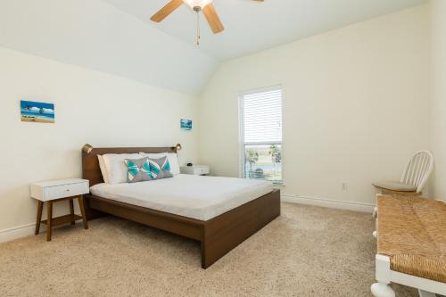 Crystal Getaway - main image