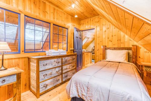 Barker’s Brook Cabin - main image