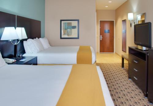 Holiday Inn Express & Suites Houston Energy Corridor-W Oaks, an IHG Hote