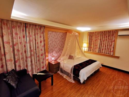 小白球休闲会馆