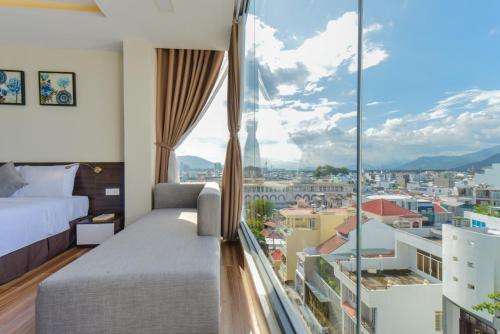 Yen Vang Hotel & Apartment - 전망