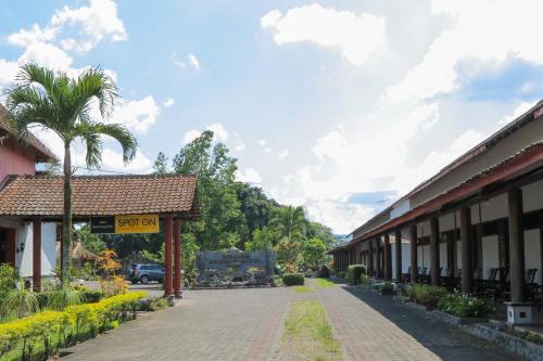 Floor plans, SPOT ON 2465 Hotel Raung View in Kalibaru