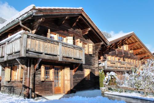 Chalet Love Nest