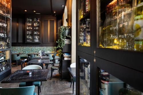 Living Suites - image 12