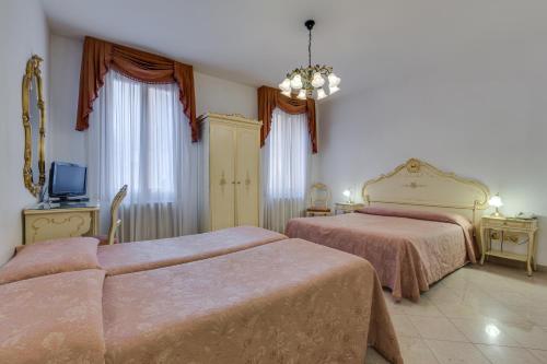 Hotel Bernardi Semenzato – Venice, GA