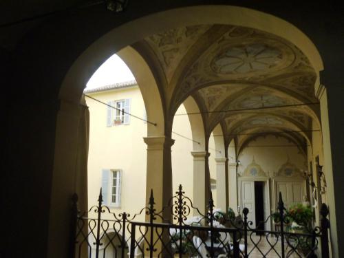 Luisa in Palazzo Bianchi - image 4