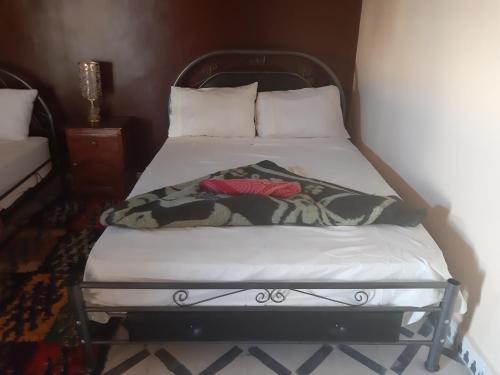 3 double beds