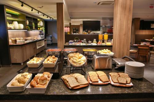 235388076 Quality Hotel Blumenau