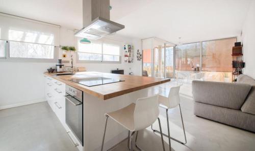  Magnificent apartment close to the beach, Unterkunft in Barcelona