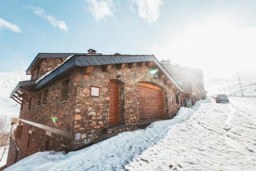 B&B Pas de la Casa - Unique Chalet right on the slopes with view and PK - Bed and Breakfast Pas de la Casa