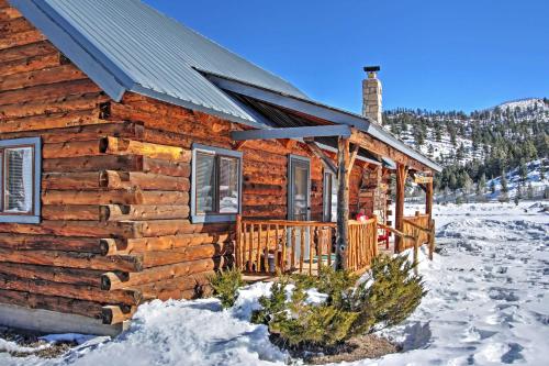 Authentic Cabin with Hot Tub in the San Juan Mtns! - South Fork