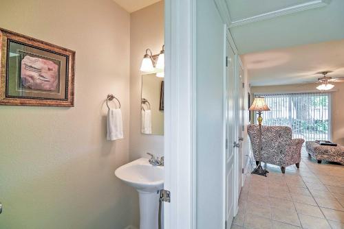 Ocean Springs Condo in Waterfront Resort! in Ocean Springs, USA