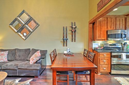 Angel Fire Condo with Fireplace Half-Mi to Ski Lift in Angel Fire, USA