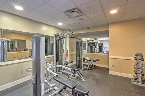 Lavish Panama City Beach Condo with Resort Amenities - image 3