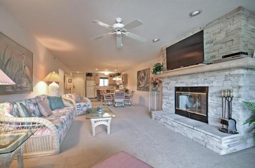 Tranquil Osage Beach Condo with Waterfront Decks!