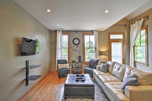 Modern Atlanta Loft Above Bakery in Cabbagetown! in Atlanta, USA