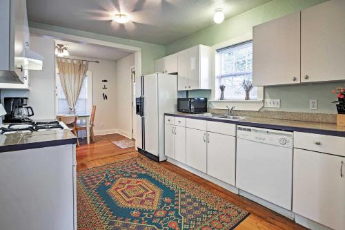 Trendy Austin Soul Home Steps to South Congress! - main image