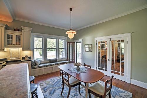 Spacious & Stunning Cleveland Getaway On 1 Acre - クリーブランド, TN