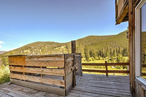 Sasquatch Inn Retreat Near Fishing and Hunting! - main image